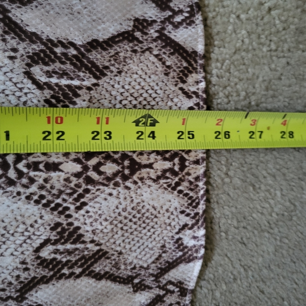 snake print top new with tags - image 3